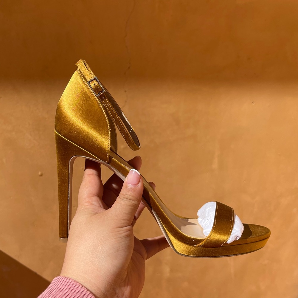 AUTHENTIC, Via Spiga yellow satin heels